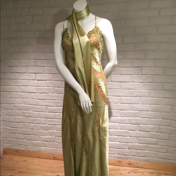 Prom dress - Picture 3 of 3